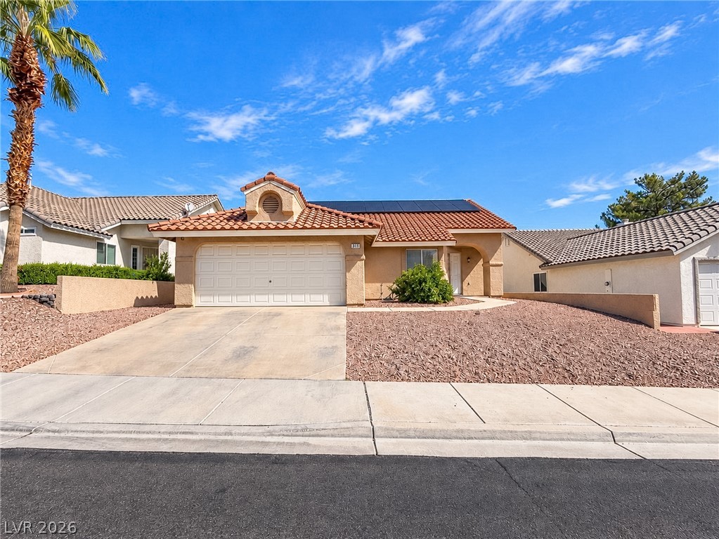 978 Hunters Run Drive, Henderson 89002