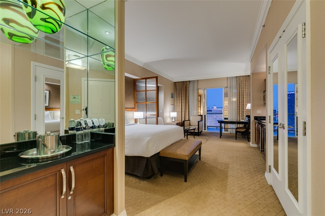 135 E HARMON Avenue #1817, Las Vegas 89109