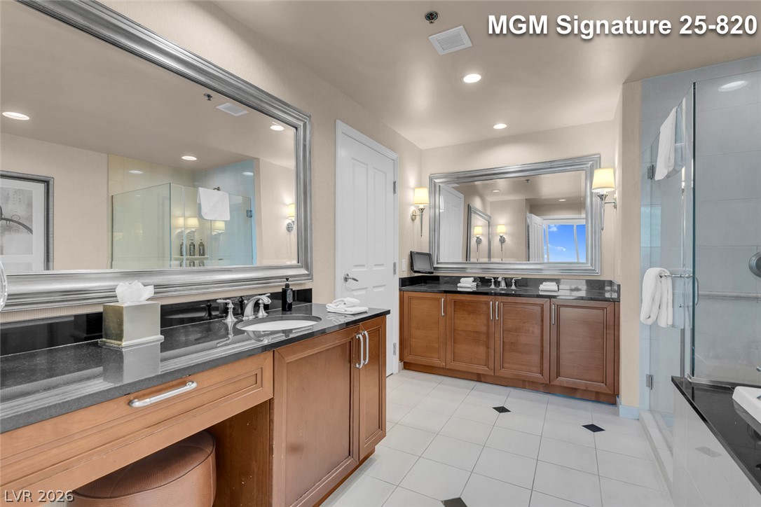 Photo 36 of 86, 125 E Harmon Avenue #2520