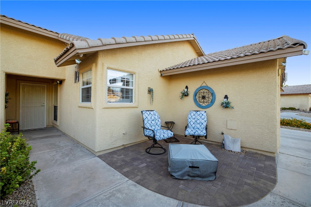 Photo 3 of 4825 Lawnwood Court