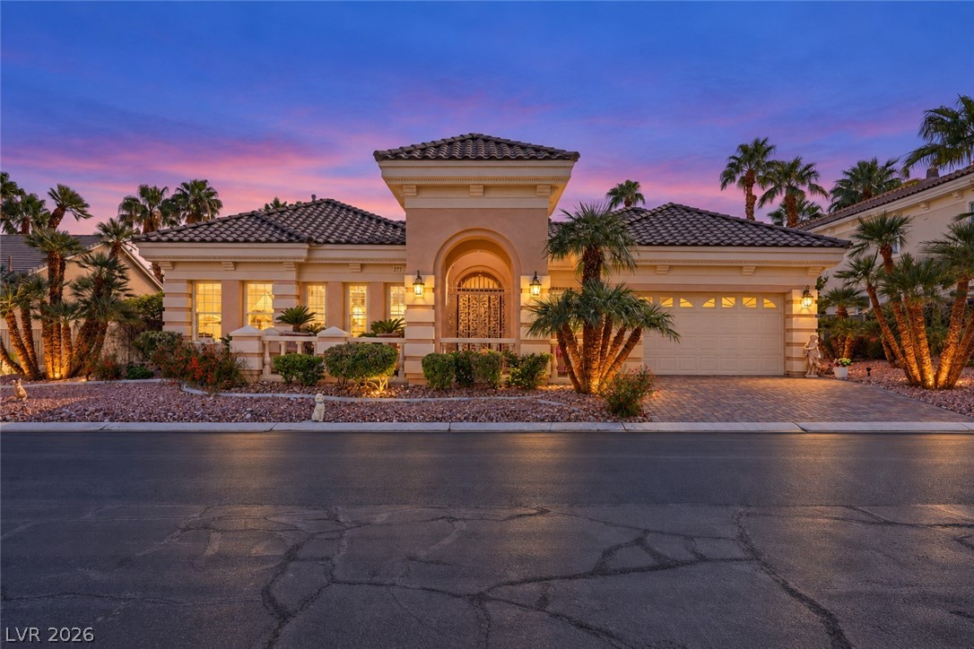 277 Dark Forest Avenue, Las Vegas 89123