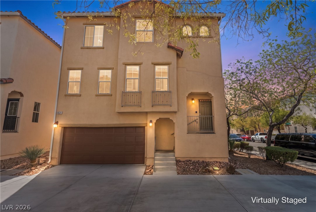 8929 James Carl Court, Las Vegas 89149
