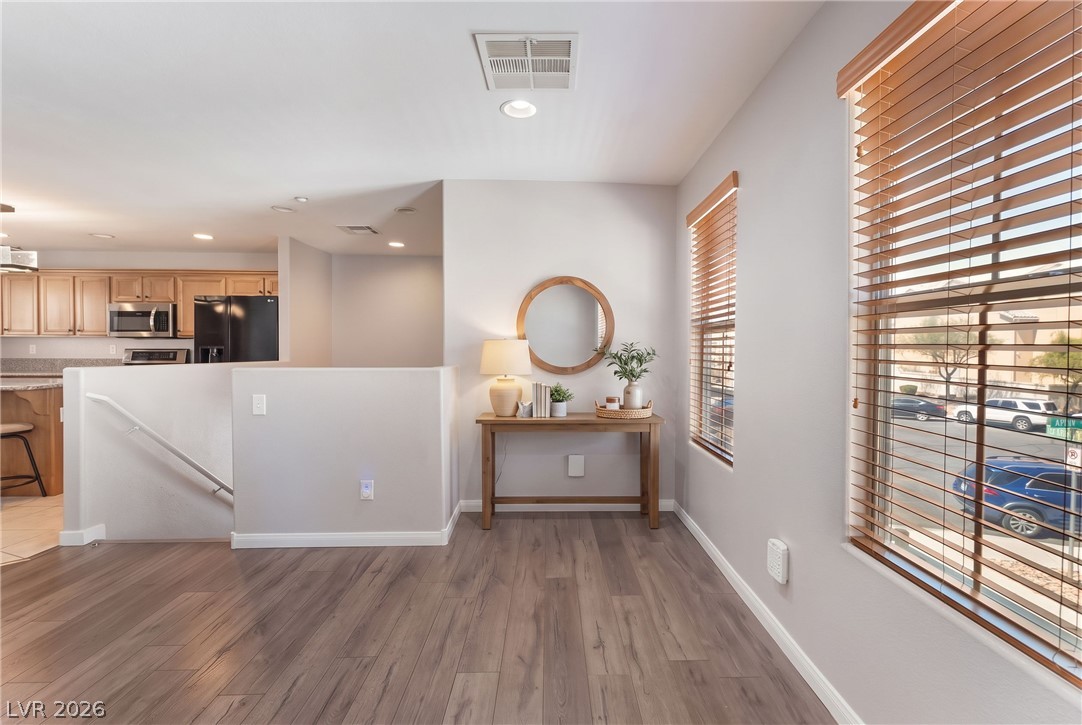 Photo 6 of 27, 8929 James Carl Court