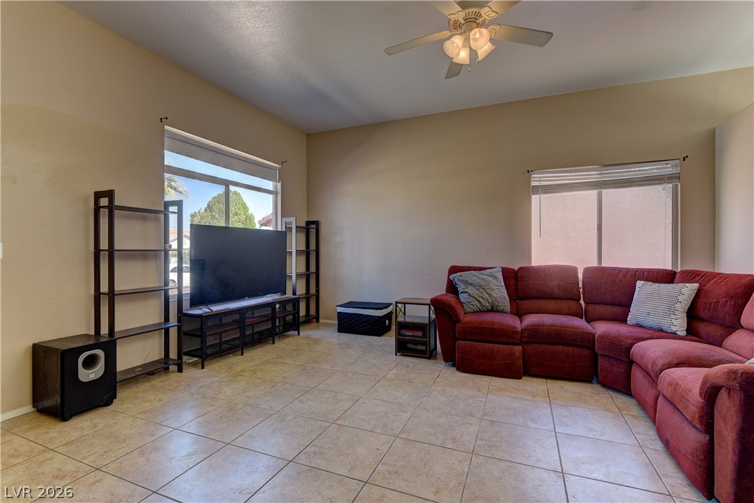 Photo 4 of 1263 Shimmering Glen Avenue