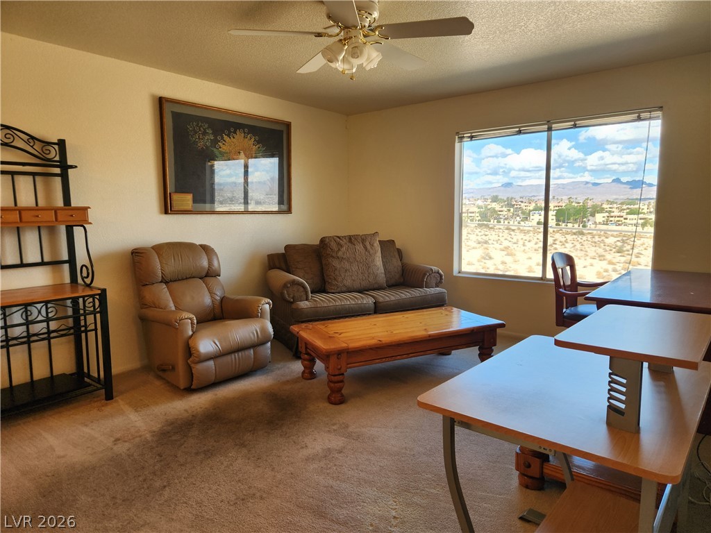 Photo 6 of 25, 2016 Mesquite Lane #303