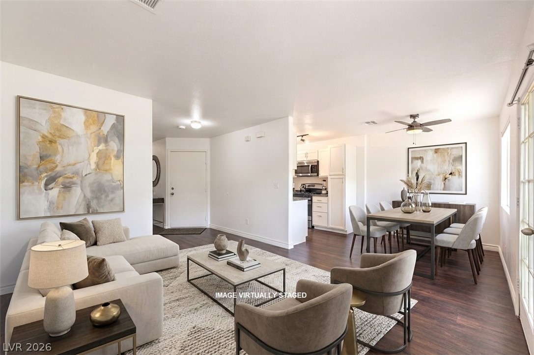 Photo 8 of 32, 5330 E Charleston Boulevard #44