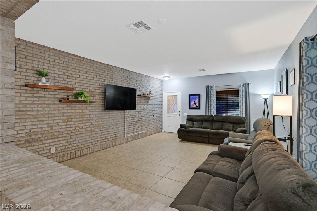 Photo 4 of 259 Dominican Avenue