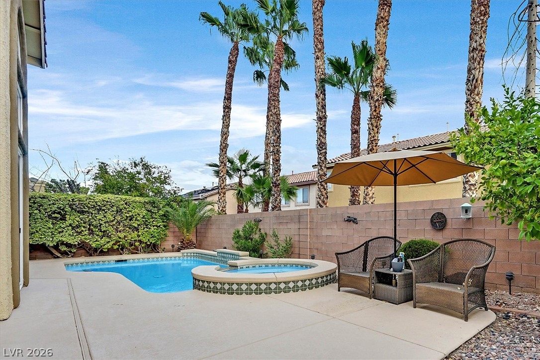Photo 4 of 10721 Sapphire Vista Avenue