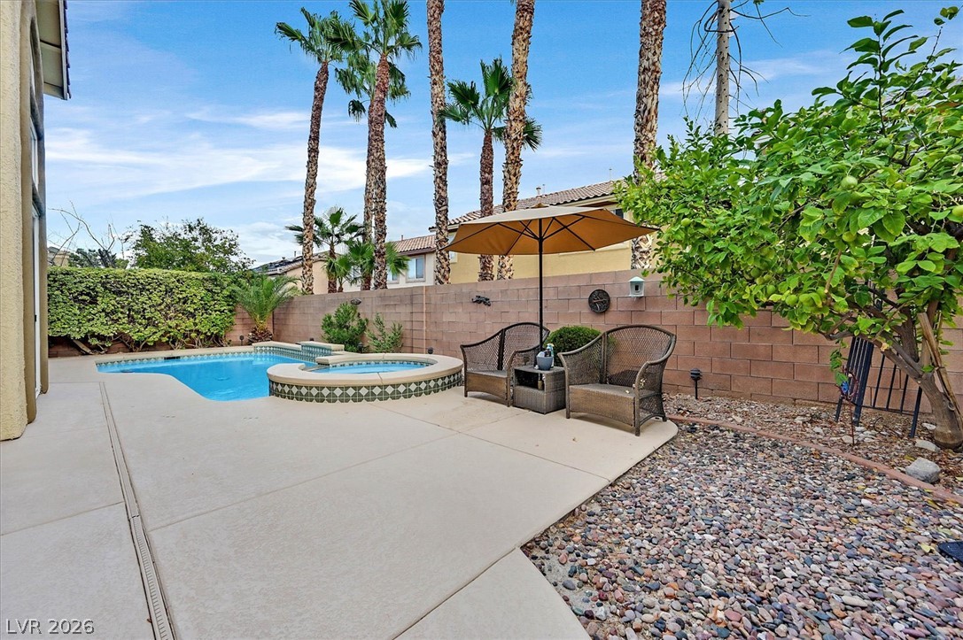 Photo 5 of 10721 Sapphire Vista Avenue