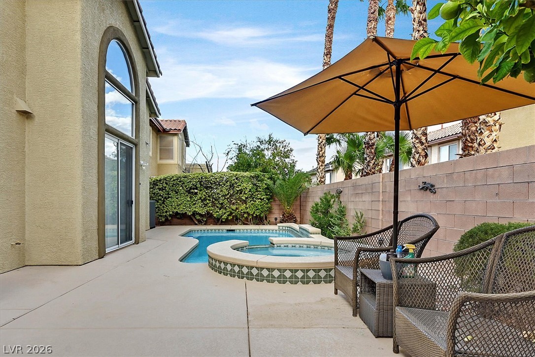 Photo 6 of 10, 10721 Sapphire Vista Avenue