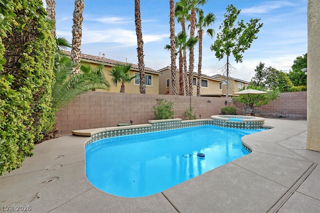 Photo 7 of 10, 10721 Sapphire Vista Avenue