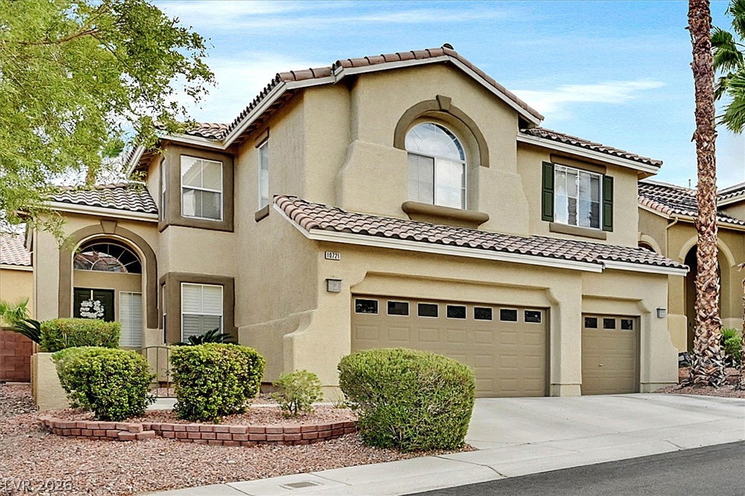 Photo 2 of 10721 Sapphire Vista Avenue
