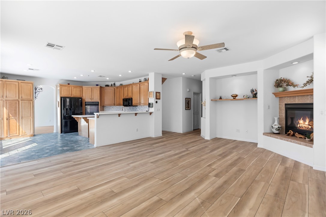 Photo 15 of 48, 1409 Minuet Street