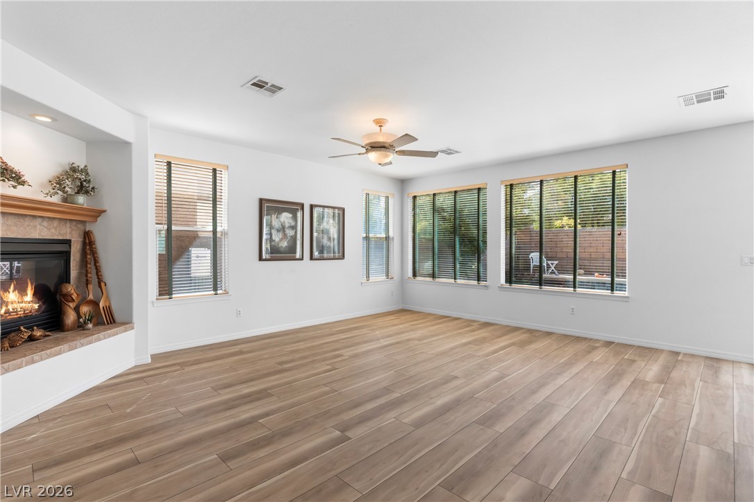 Photo 16 of 48, 1409 Minuet Street