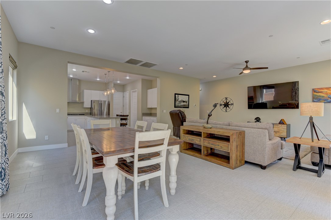 Photo 6 of 42, 11261 Essence Point Avenue #103