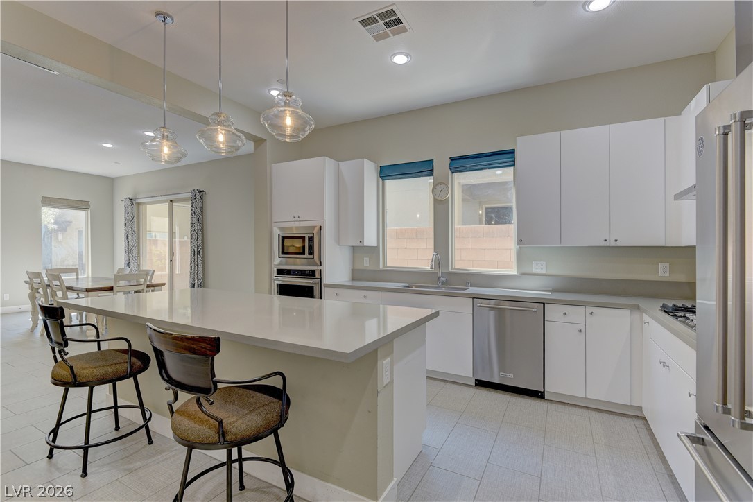 Photo 8 of 42, 11261 Essence Point Avenue #103