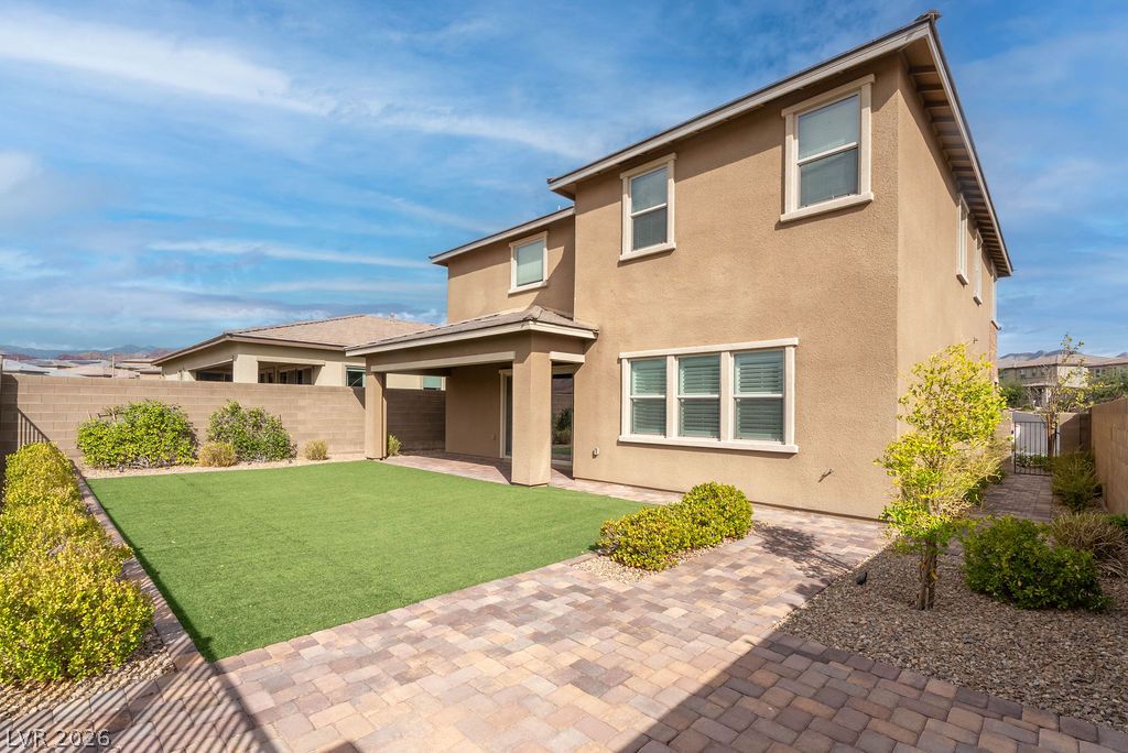 Photo 5 of 12385 Valley Chase Avenue