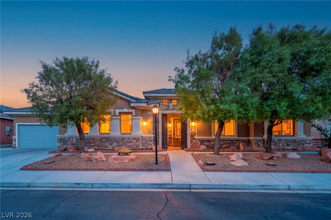 8114 Villa Del Cielo Street, Las Vegas 89131