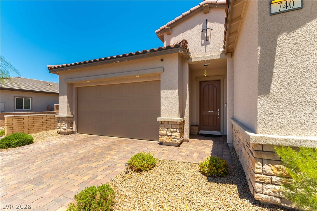 Photo 4 of 740 Omaggio Place
