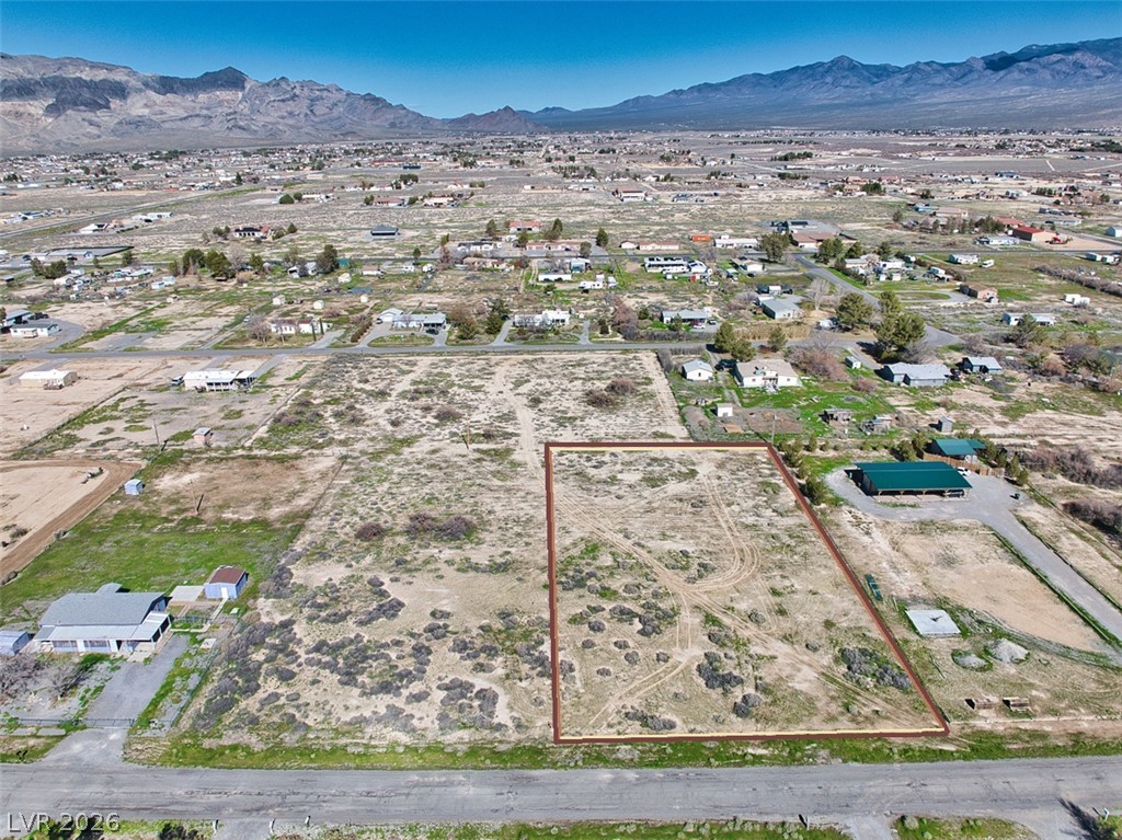 Photo 2 of 1700 W Greta Boulevard