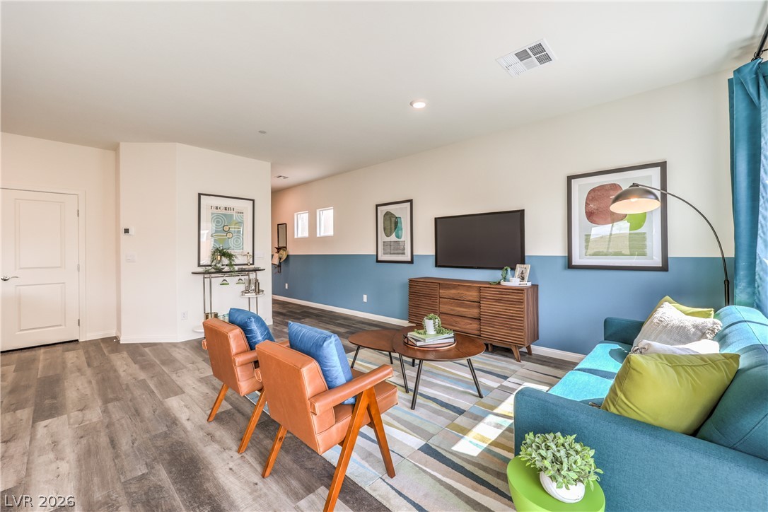 Photo 4 of 1206 Sun Parakeet Drive