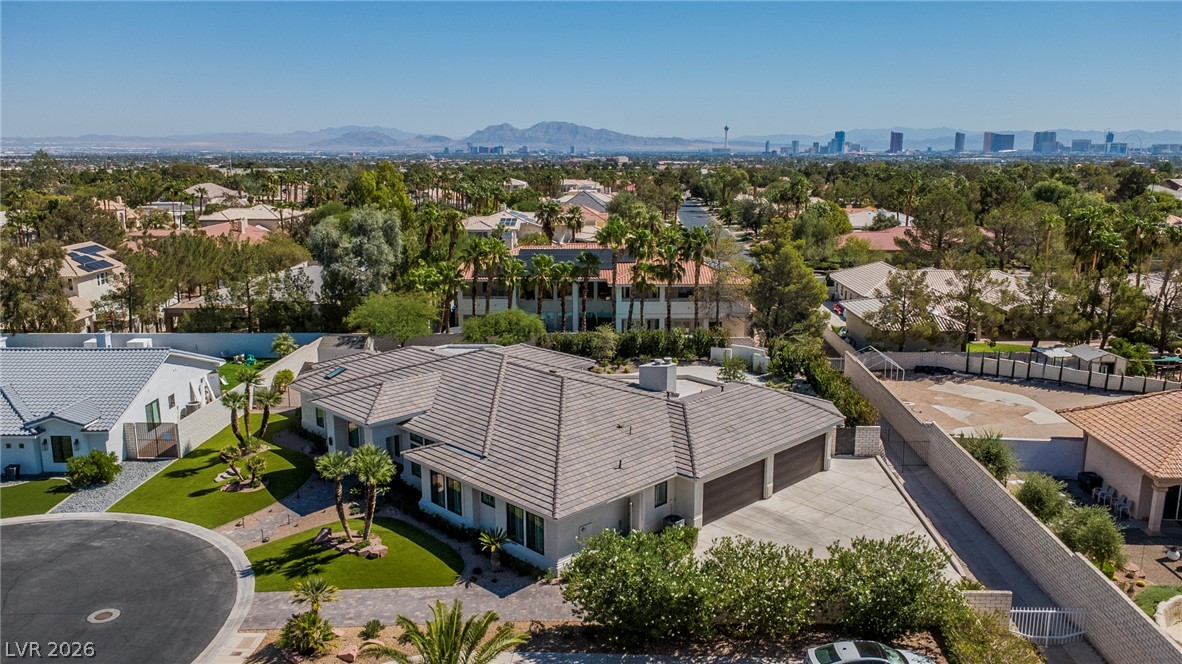Photo 4 of 1508 Ten Palms Court
