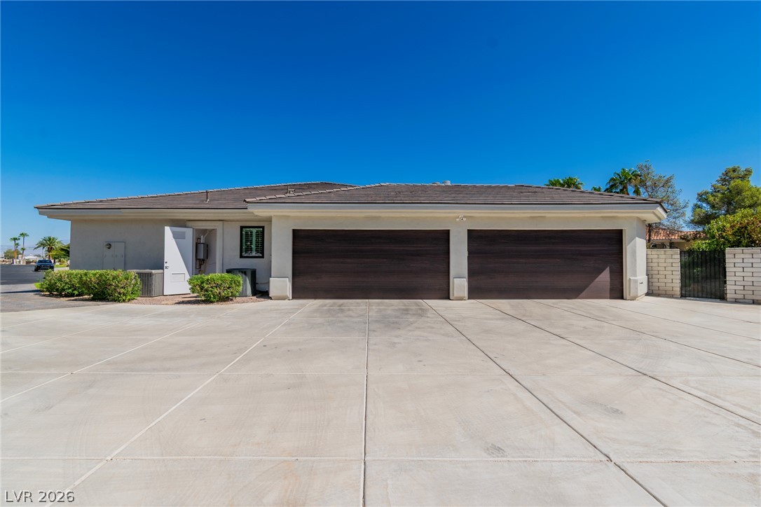 Photo 54 of 61, 1508 Ten Palms Court