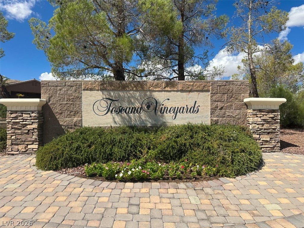 Photo 10 of 13, 5951 Candia Court