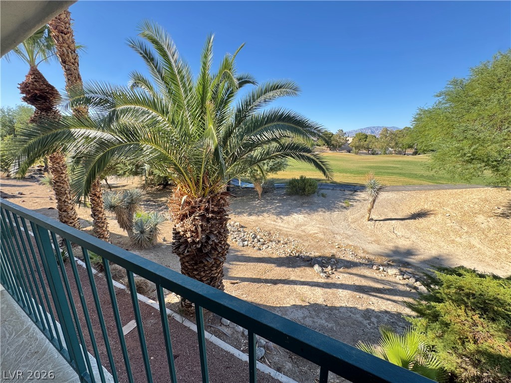 Photo 18 of 49, 7628 Valley Green Drive #202