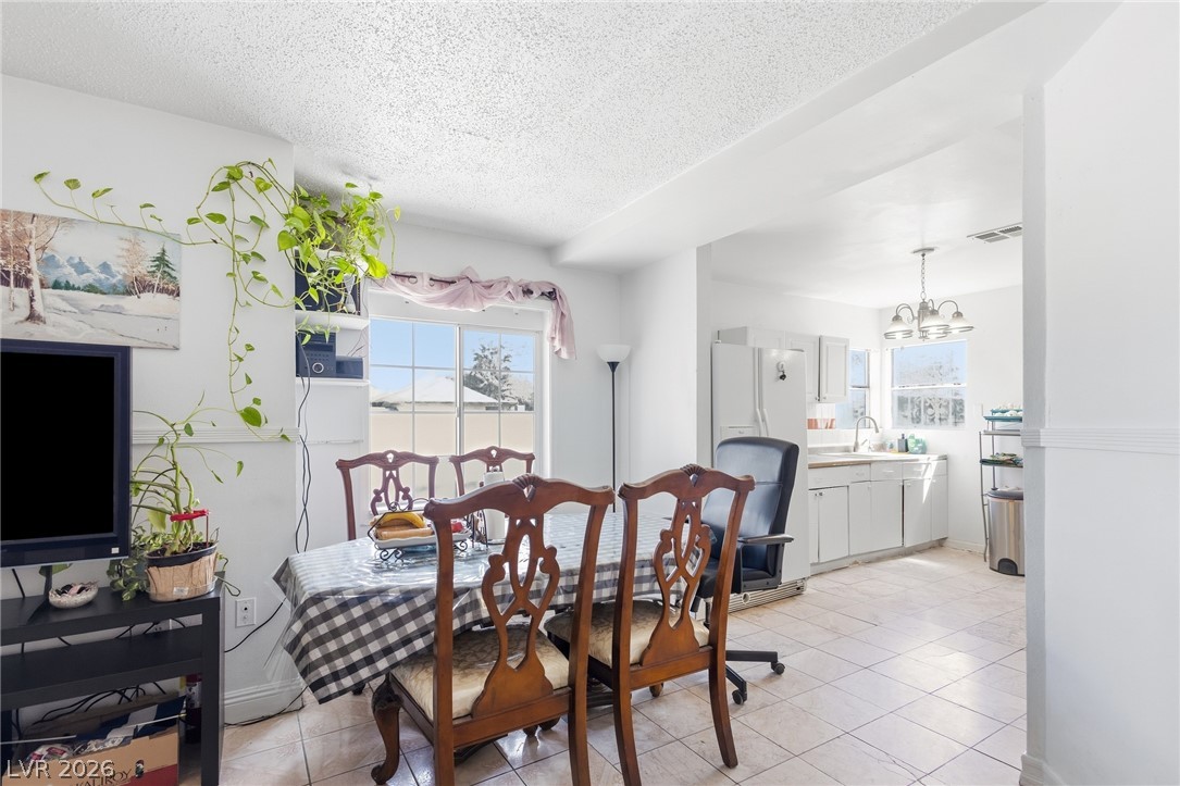 Photo 6 of 39, 1510 S 13th Street
