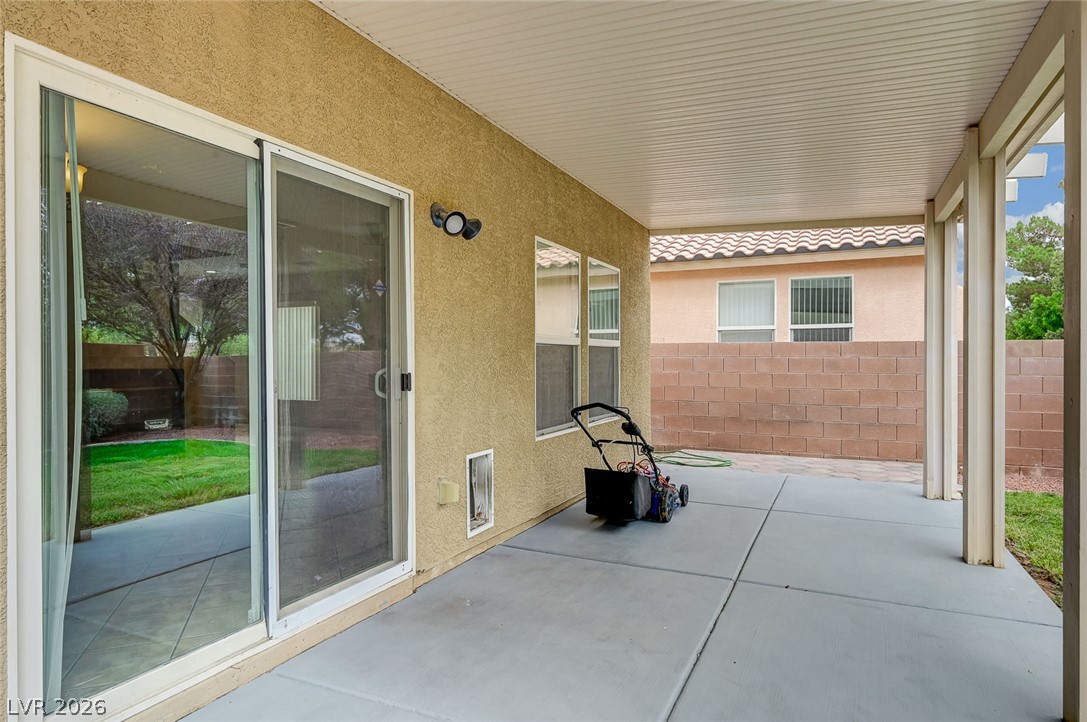 Photo 27 of 38, 5017 Diamond Ranch Avenue