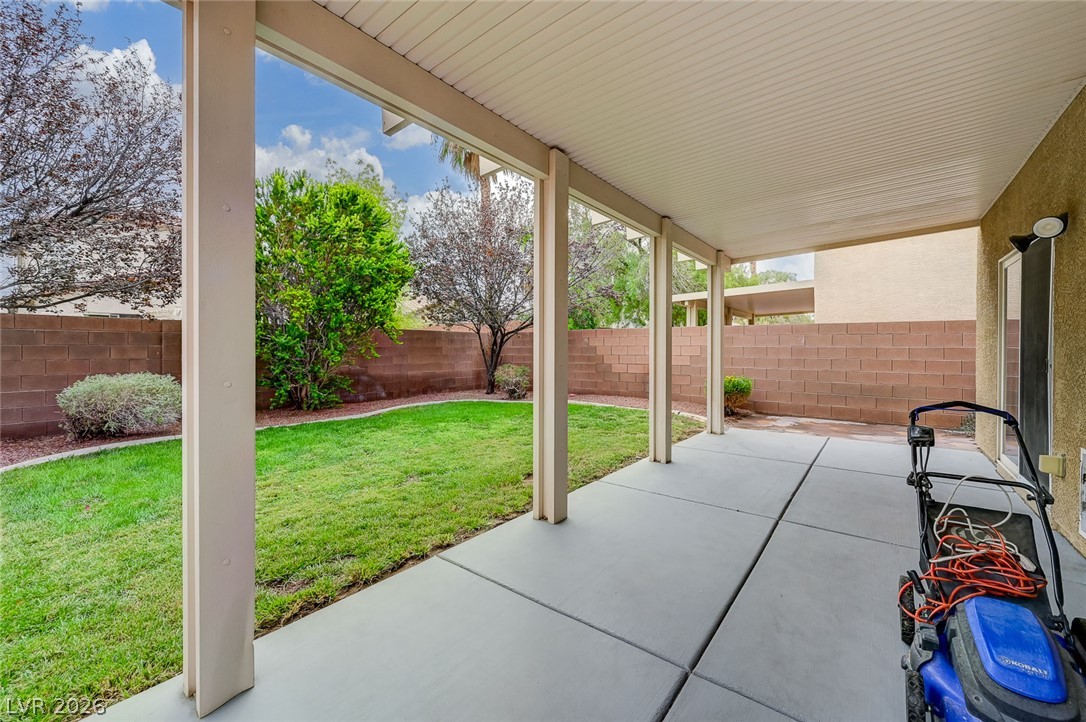 Photo 30 of 38, 5017 Diamond Ranch Avenue