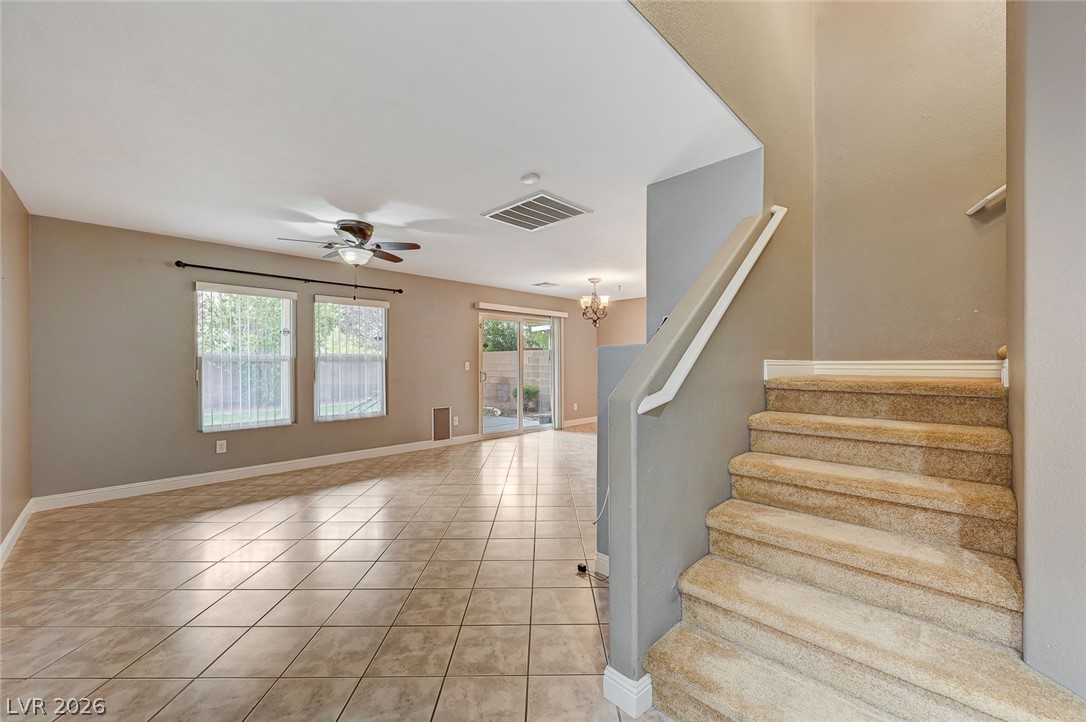 Photo 3 of 5017 Diamond Ranch Avenue
