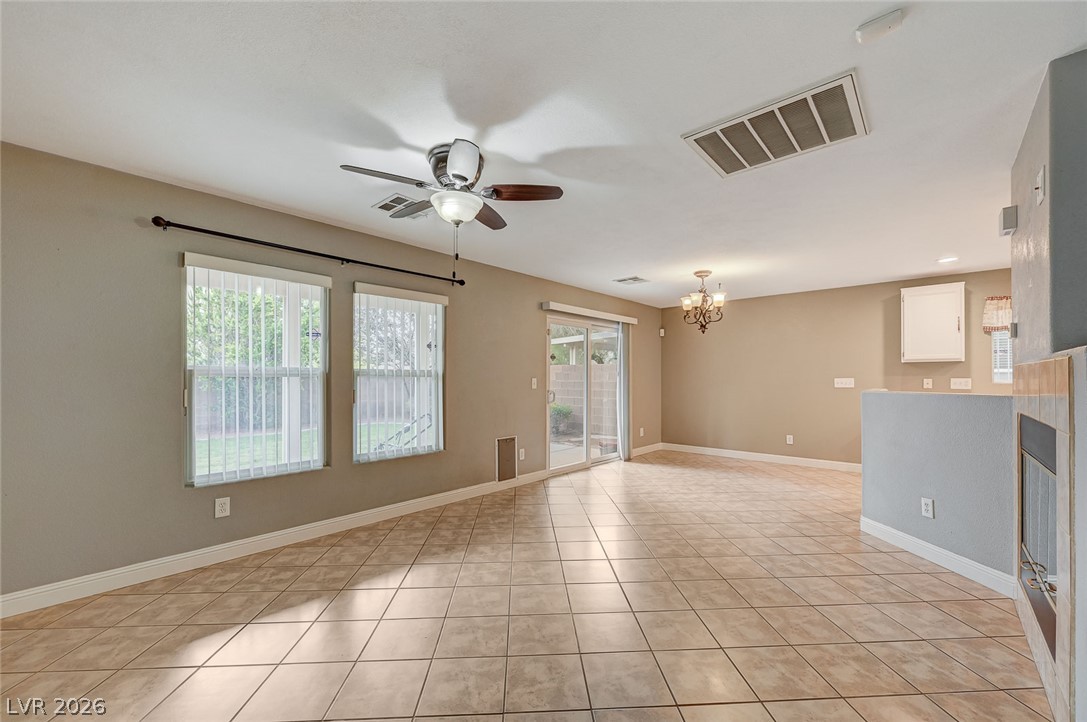 Photo 4 of 5017 Diamond Ranch Avenue