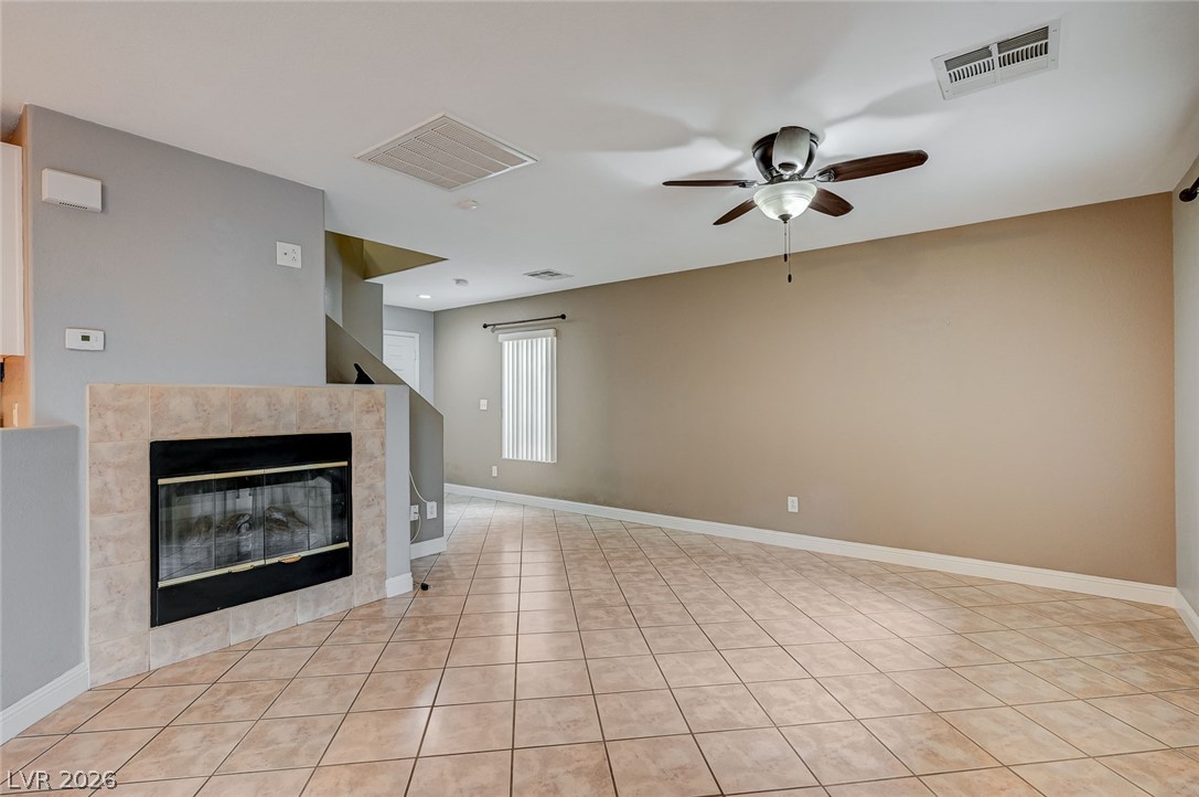 Photo 7 of 38, 5017 Diamond Ranch Avenue
