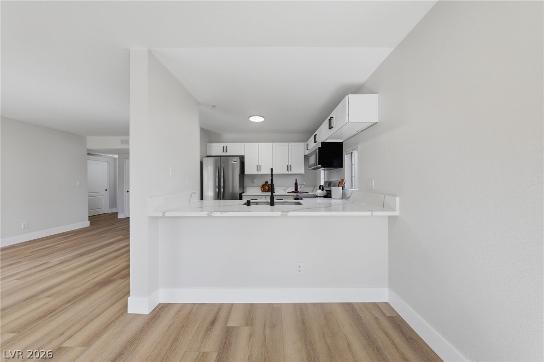 Photo 9 of 29, 2121 Sealion Drive #104