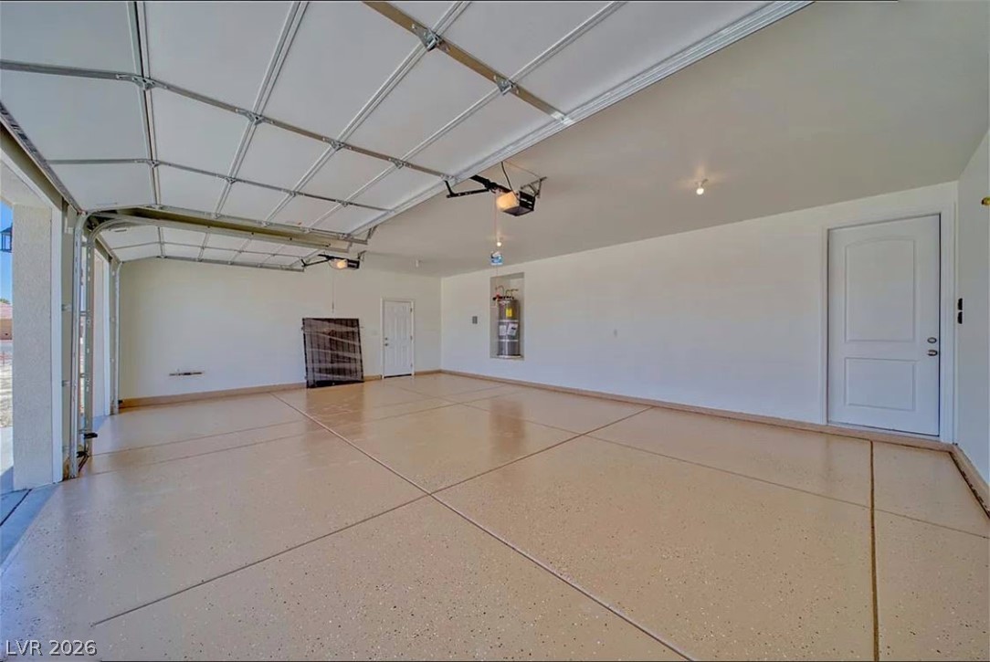 Photo 6 of 15, 6660 Stubblefield Drive