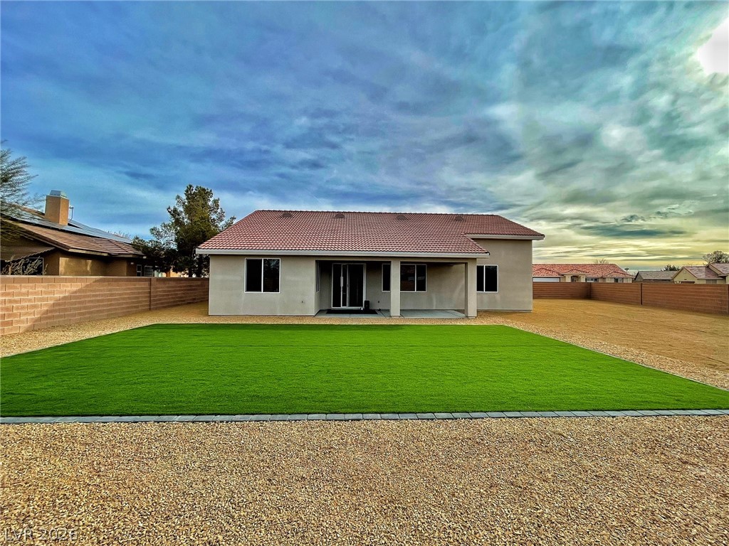 Photo 2 of 6660 Stubblefield Drive