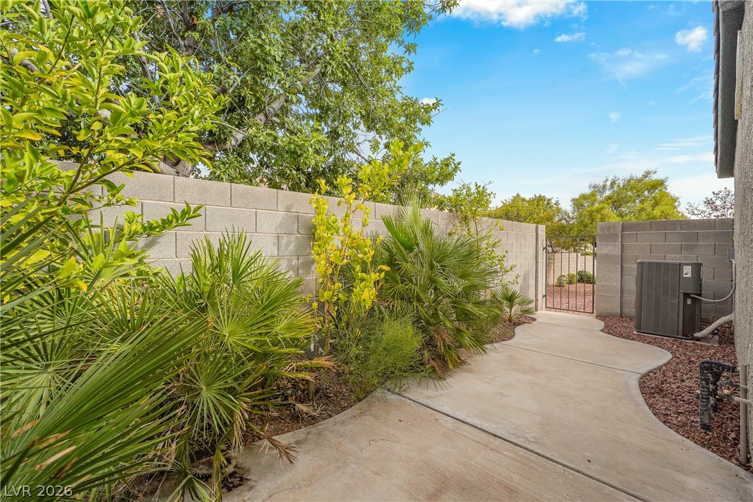 Photo 33 of 50, 10216 Juniper Creek Lane