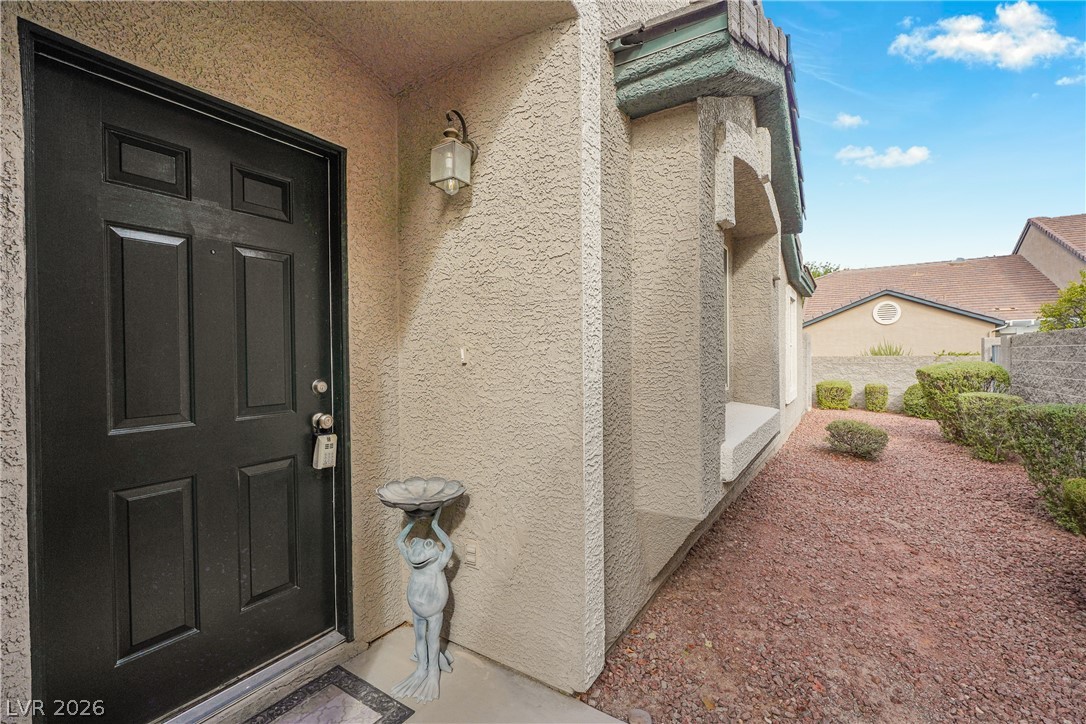 Photo 5 of 10216 Juniper Creek Lane