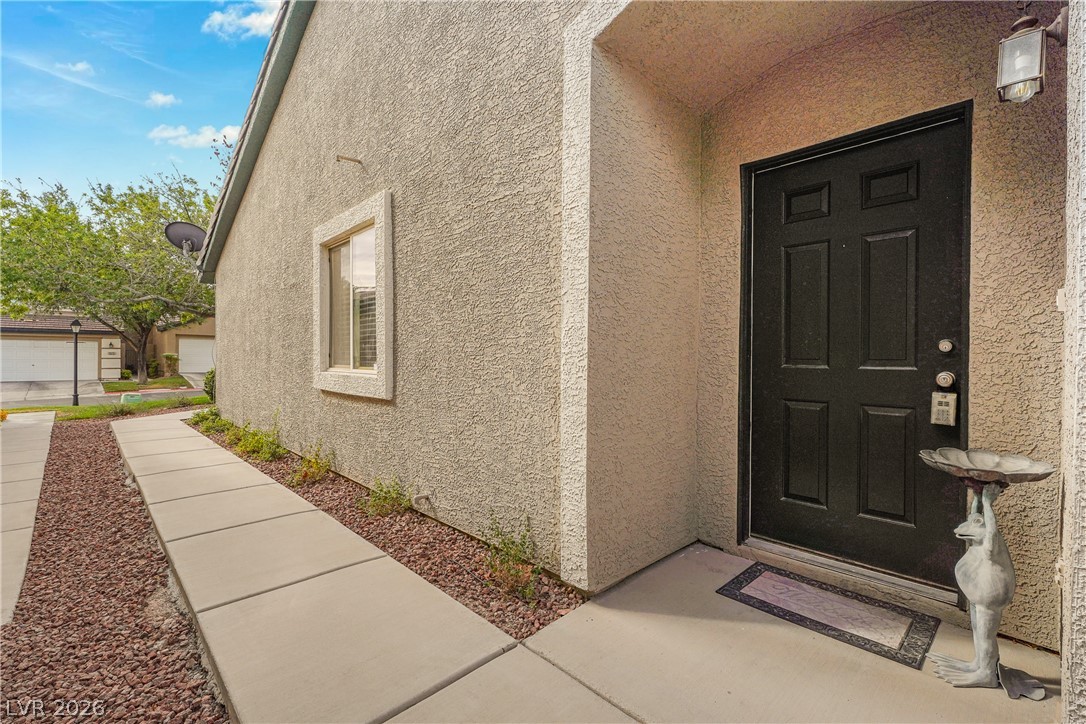 Photo 6 of 50, 10216 Juniper Creek Lane