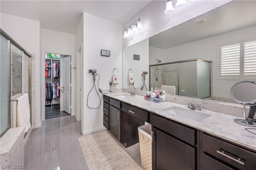 Photo 16 of 31, 9265 Valley Betica Avenue