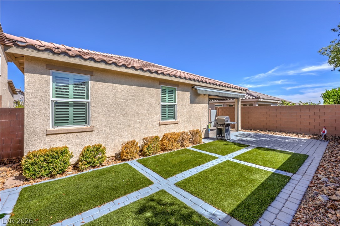 Photo 27 of 31, 9265 Valley Betica Avenue