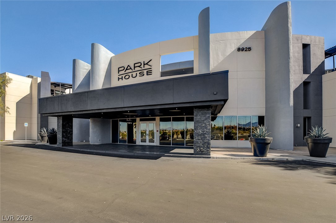8925 W Flamingo Road #111, Las Vegas 89147