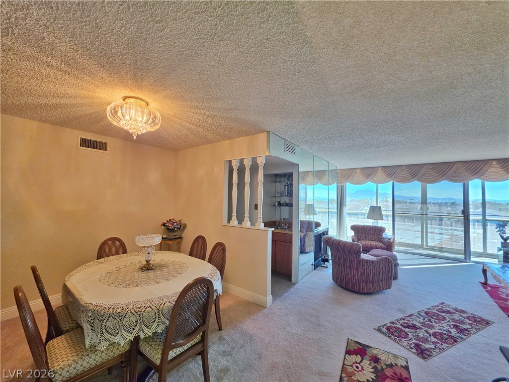 745 N Royal Crest Circle #143, Las Vegas 89169