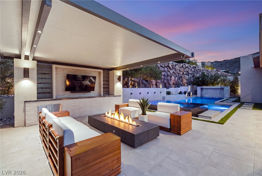2211 Overlook Canyon Lane, Henderson 89052