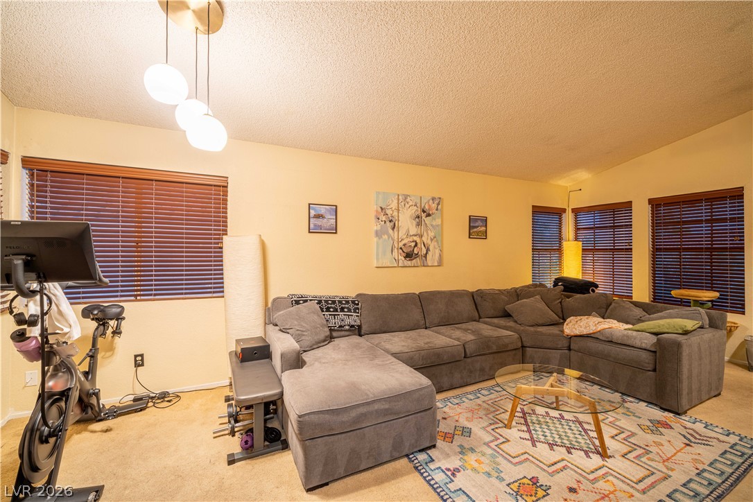Photo 8 of 21, 2408 Muirfield Avenue