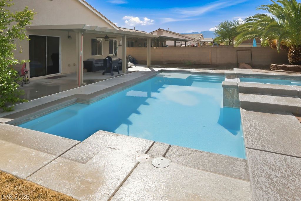 7916 Canyons Park Avenue, Las Vegas 89131