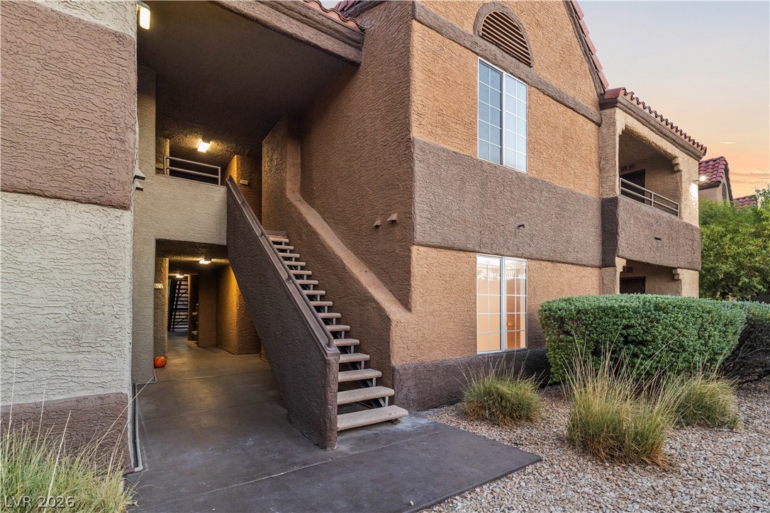 Photo 29 of 38, 2200 S Fort Apache Road #2004