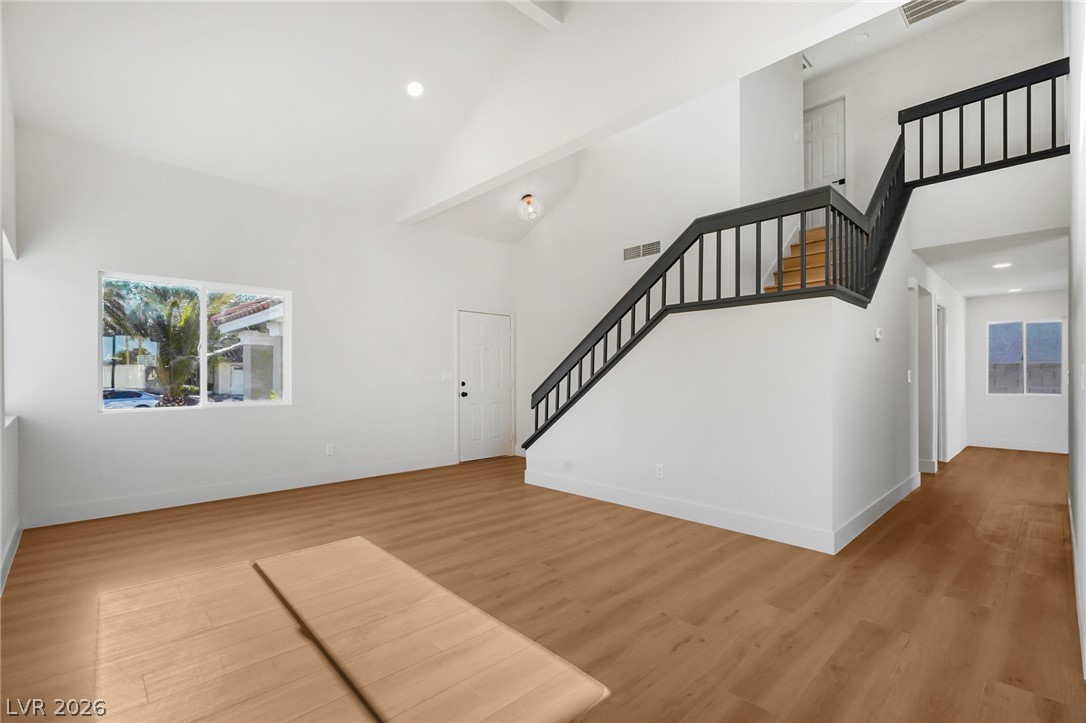 Photo 10 of 44, 342 Clayton Street